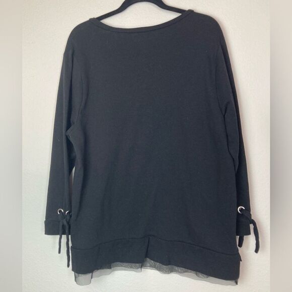 Torrid Dark Black Sweatshirt longer w/ tulle or ballerina bottom, laced sleeves - Picture 2 of 7